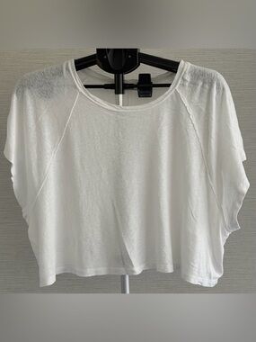 We The Free Women's White Lightweight Crewneck Top